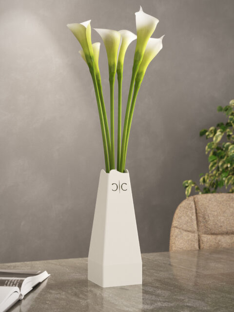 Square Taper Vase – bauhaus ihletésű, modern fém váza